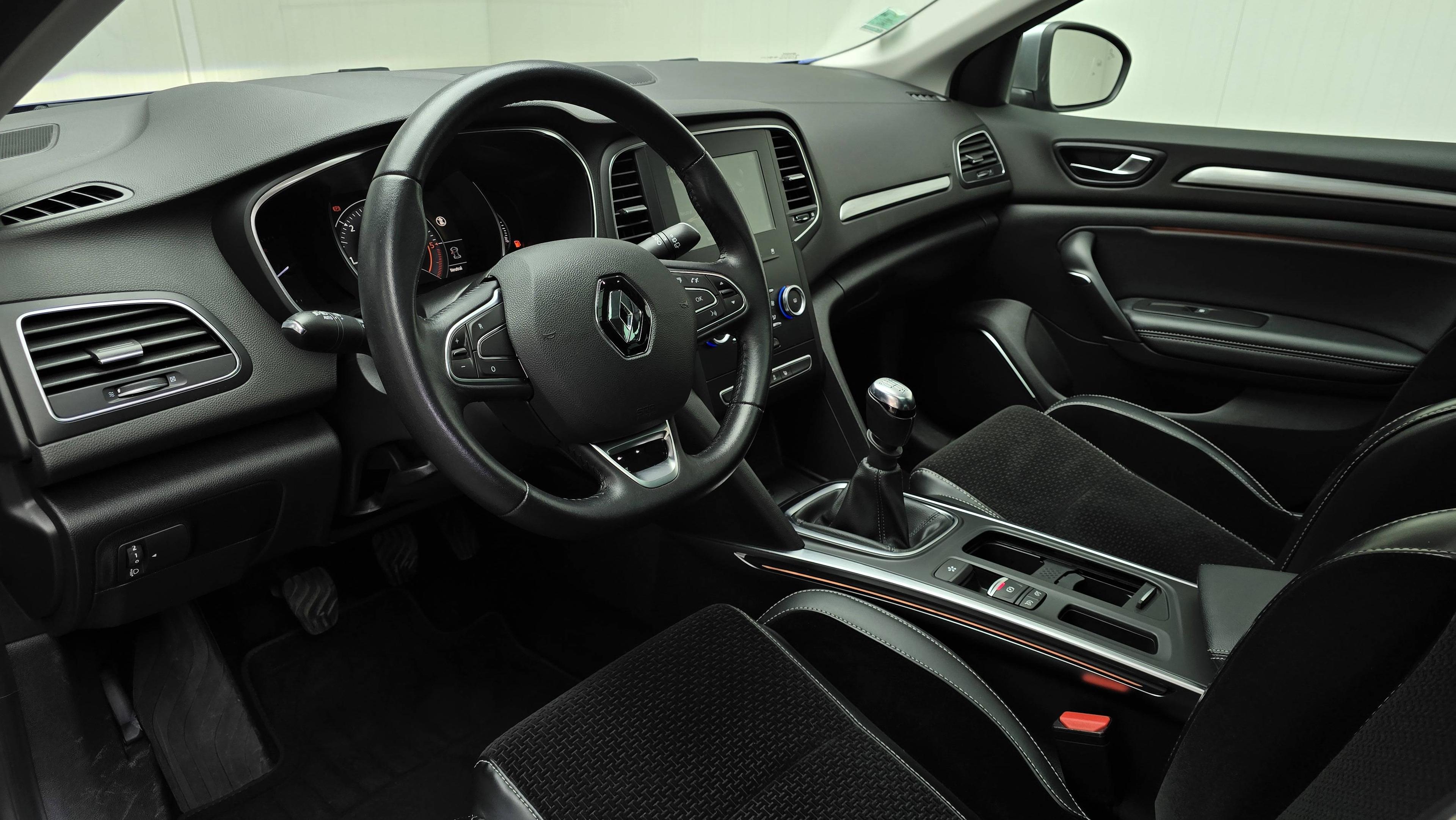 RENAULT MEGANE