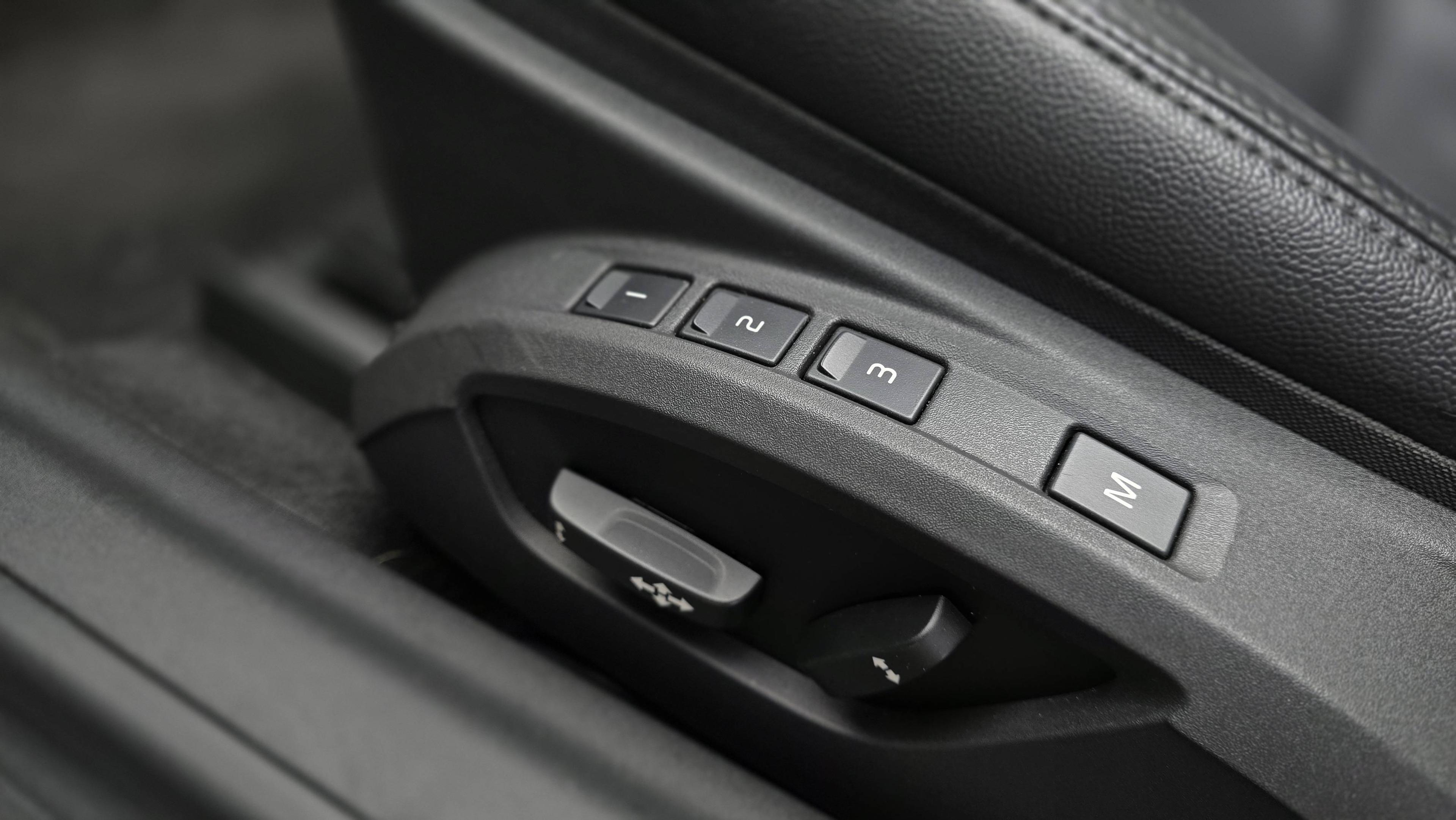 VOLVO C70