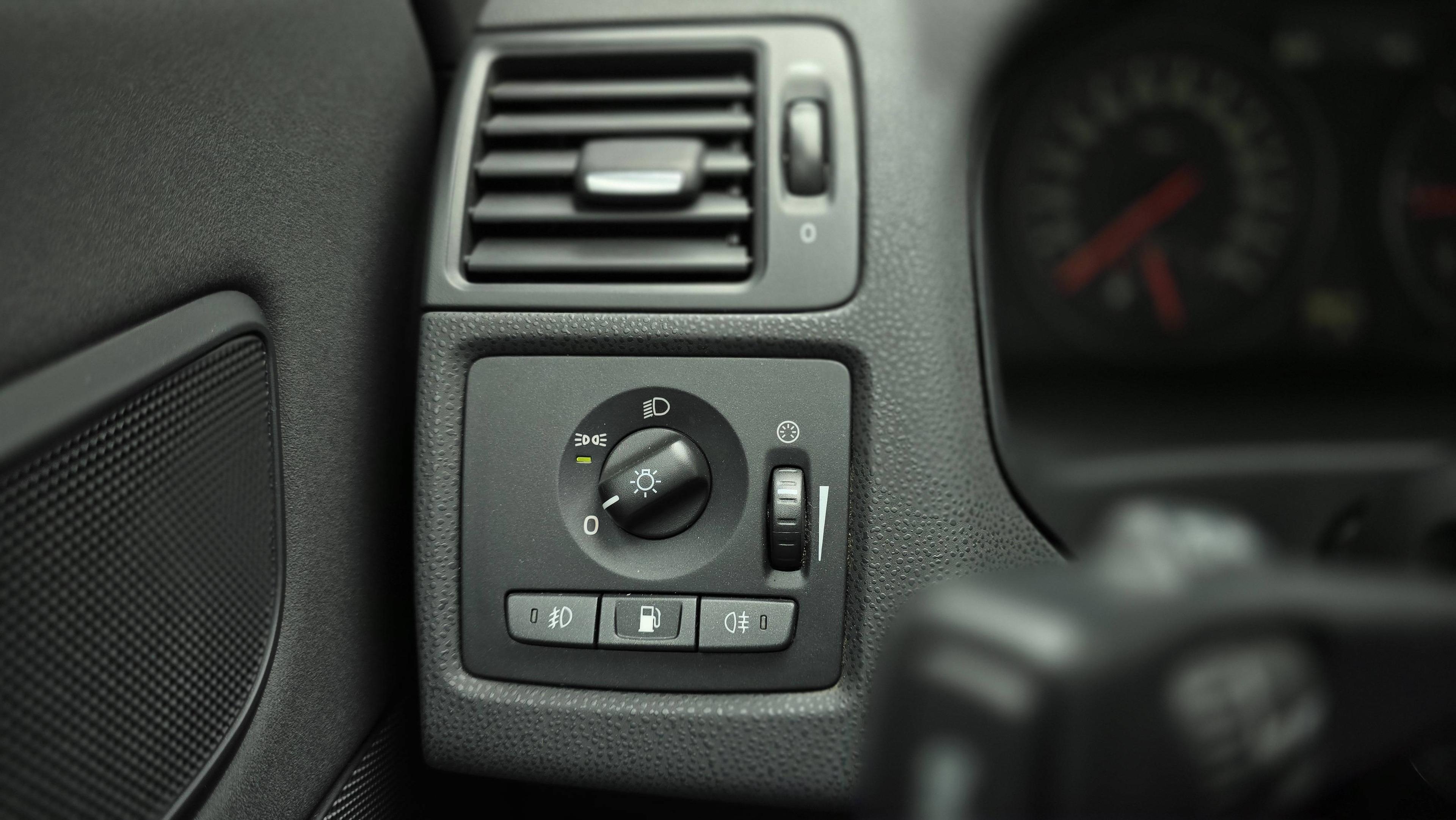 VOLVO C70