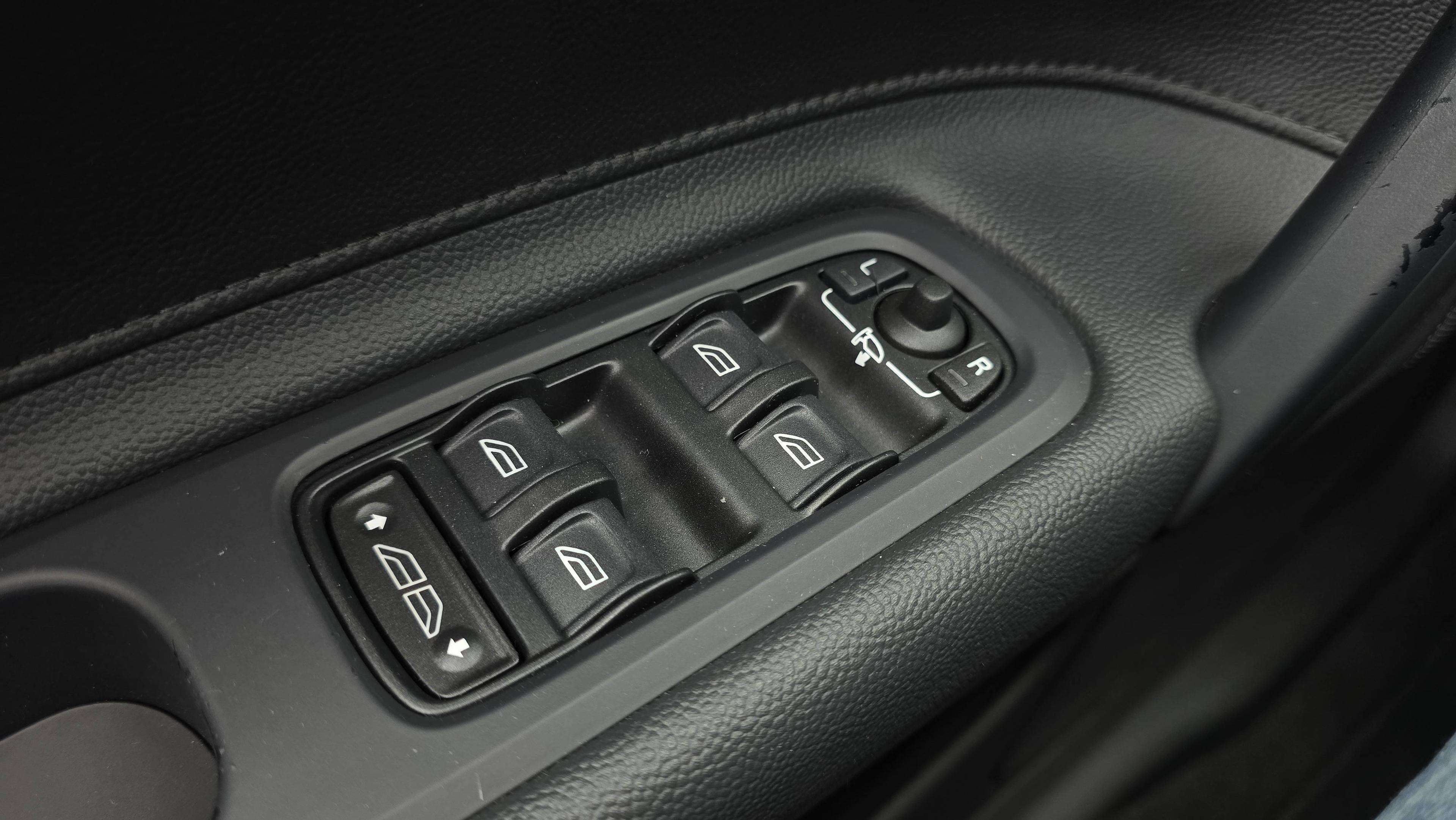 VOLVO C70