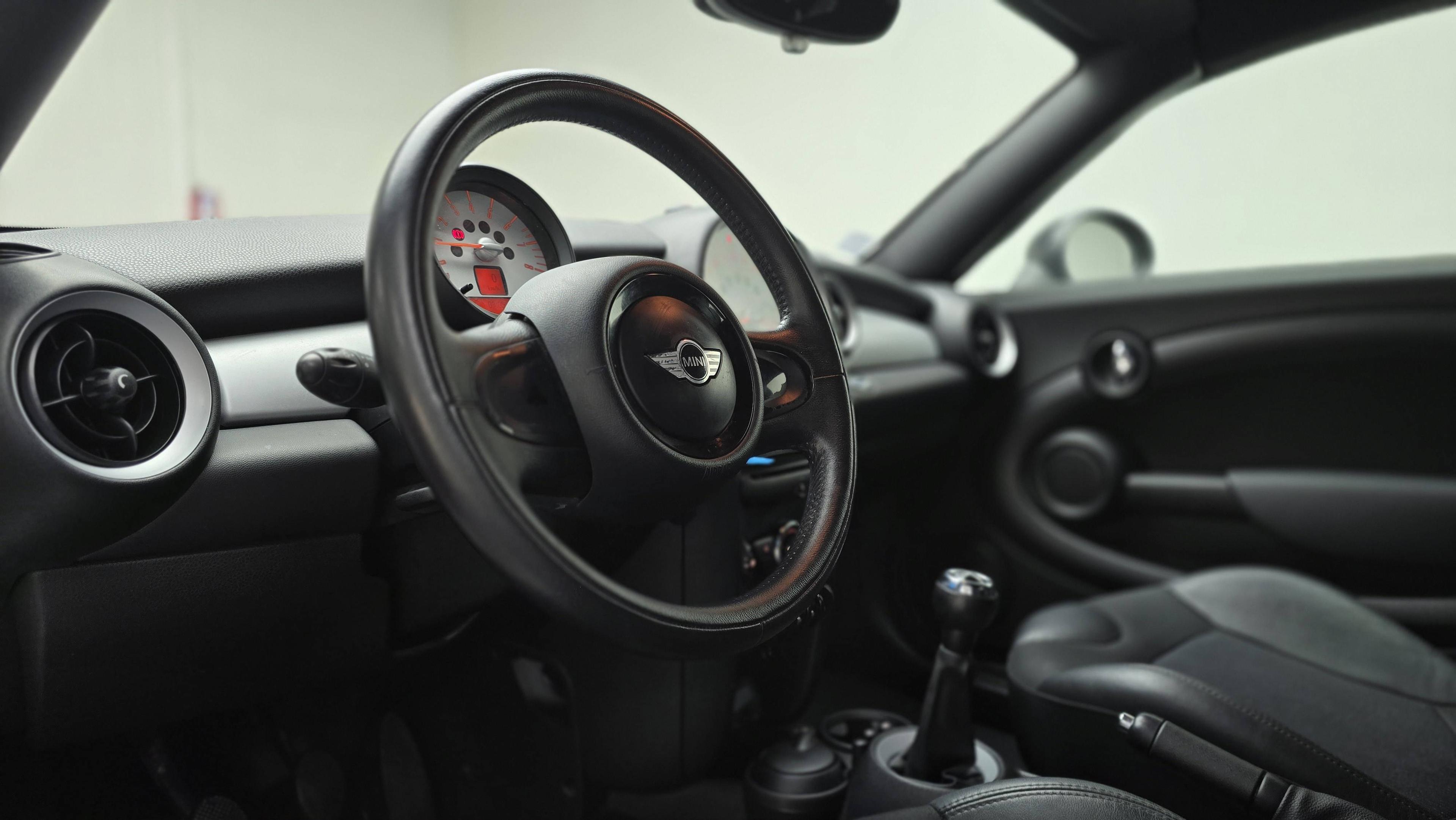 MINI COUPÉ