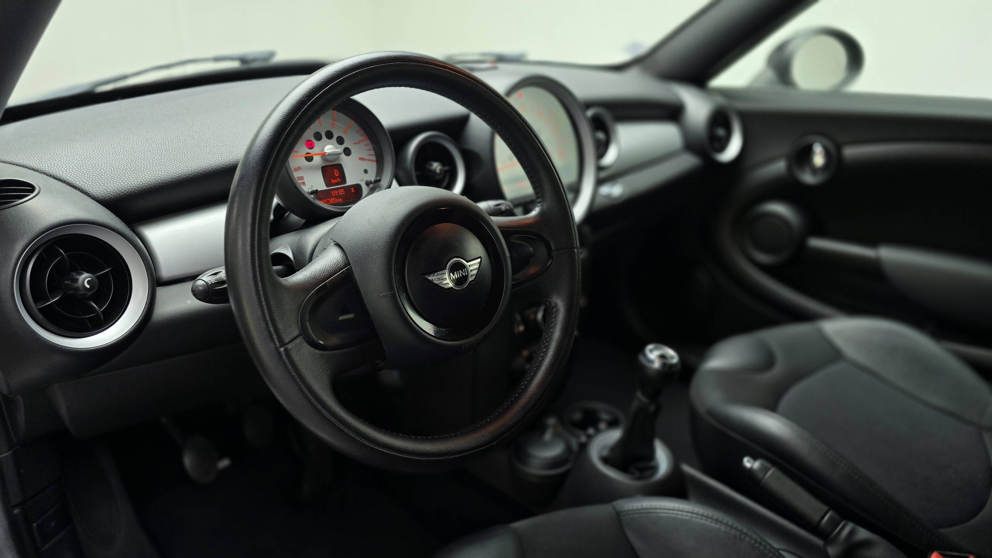 MINI COUPÉ