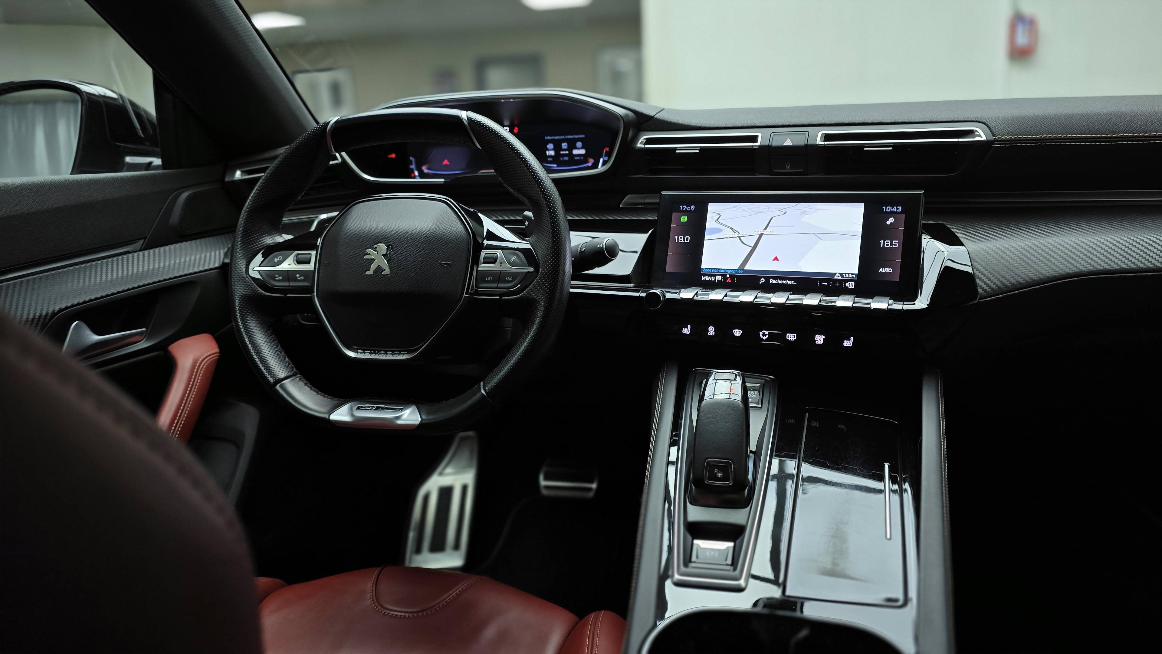 PEUGEOT 508