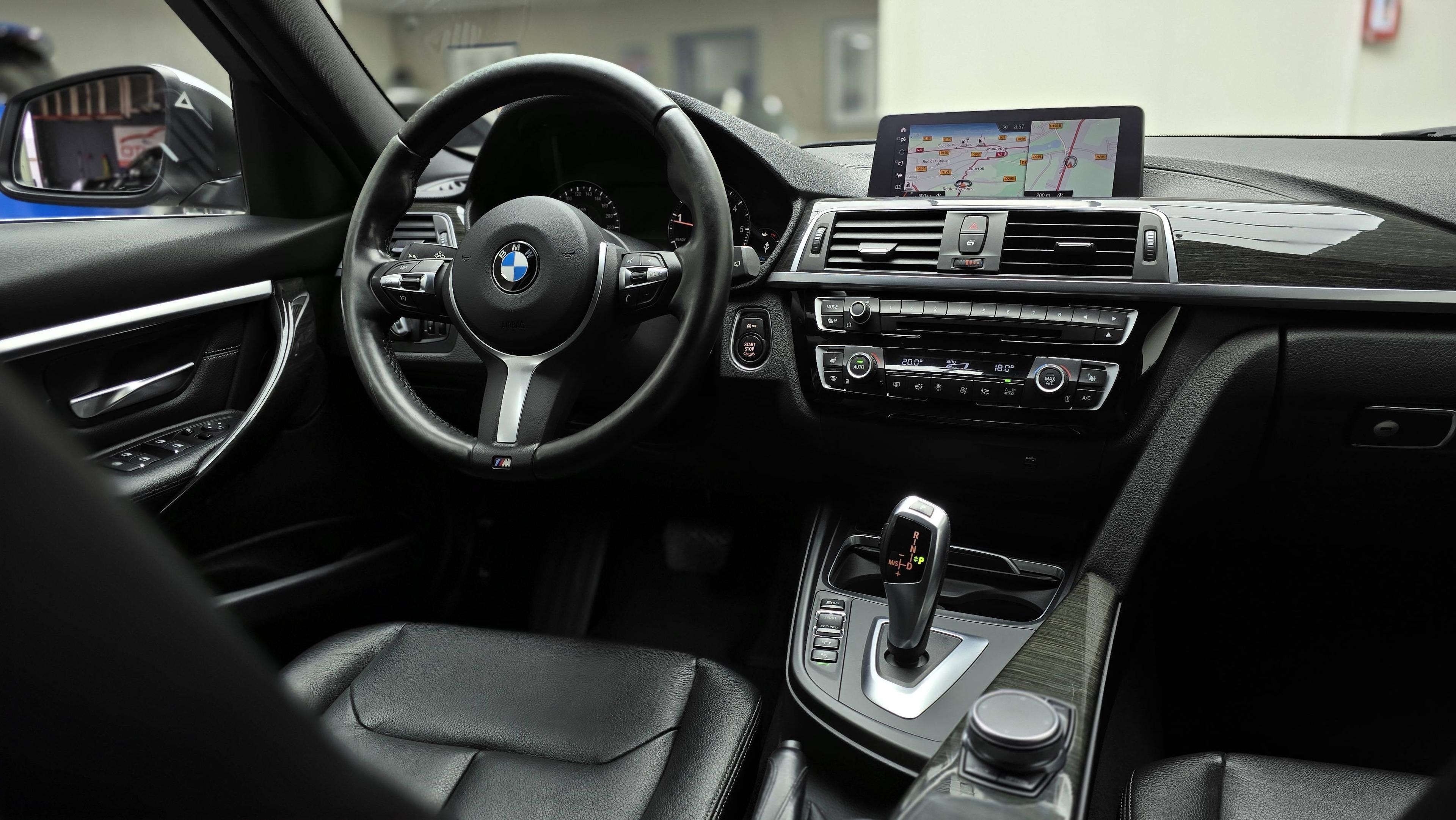 BMW SÉRIE 3