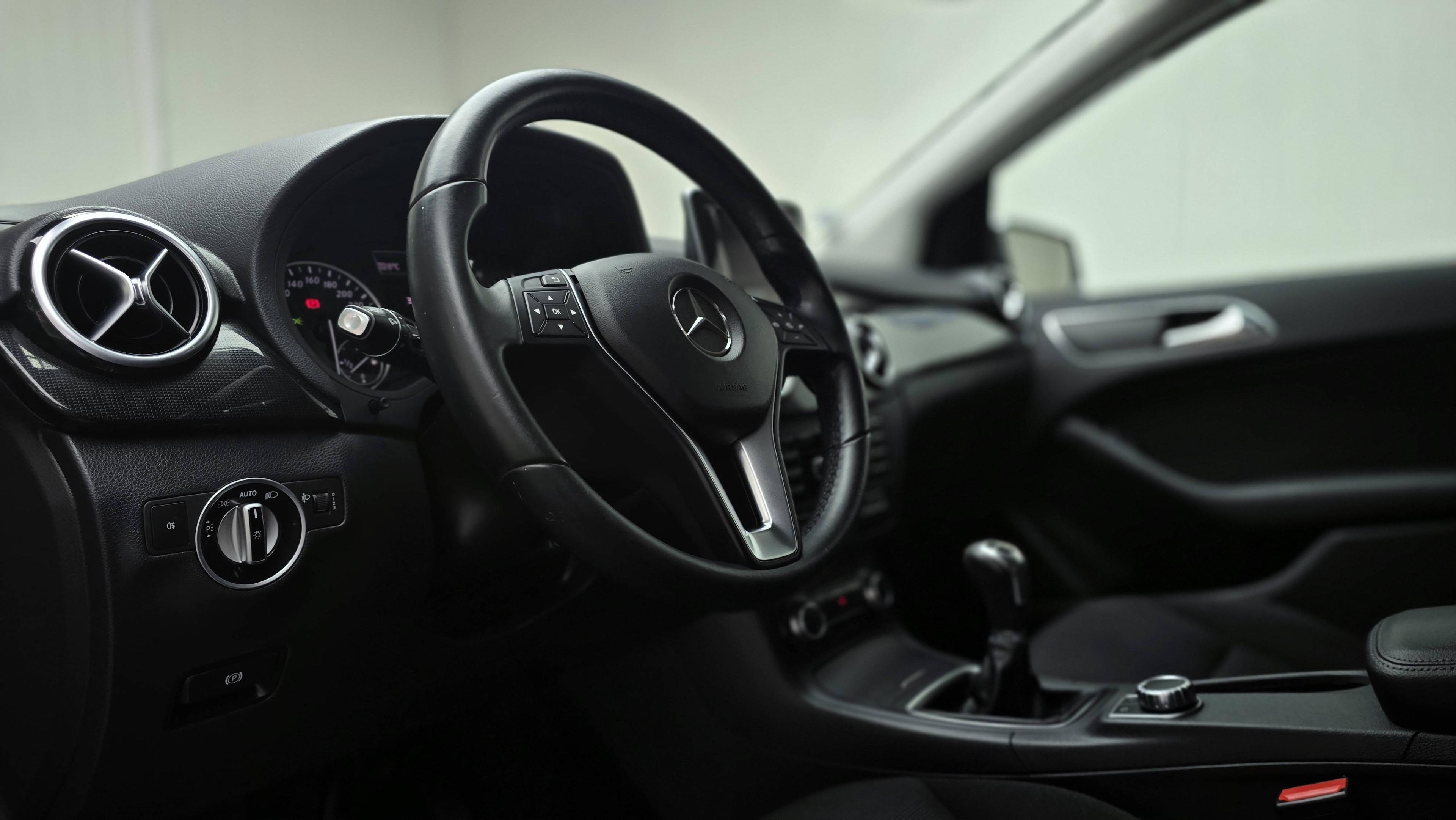 MERCEDES-BENZ CLASSE B