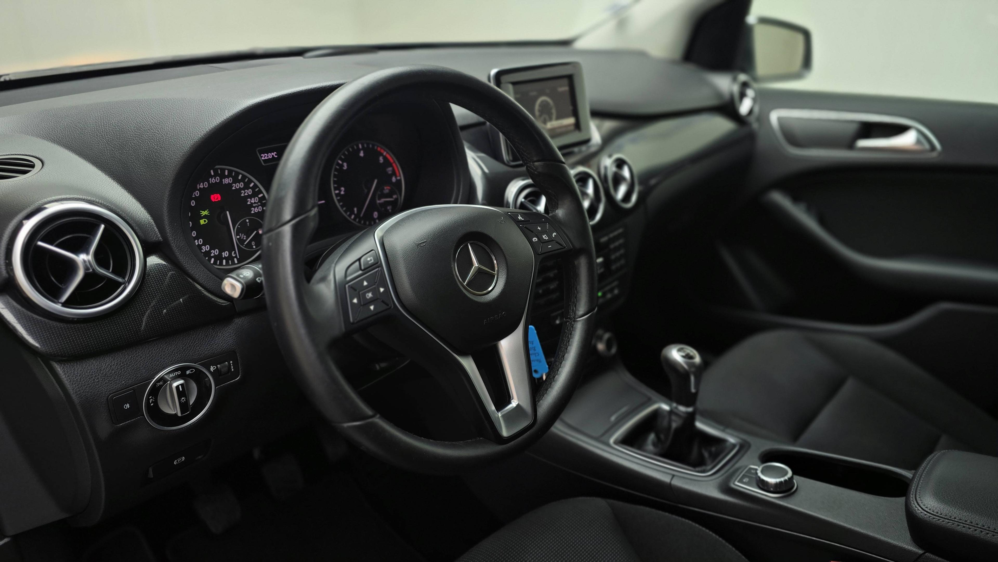 MERCEDES-BENZ CLASSE B