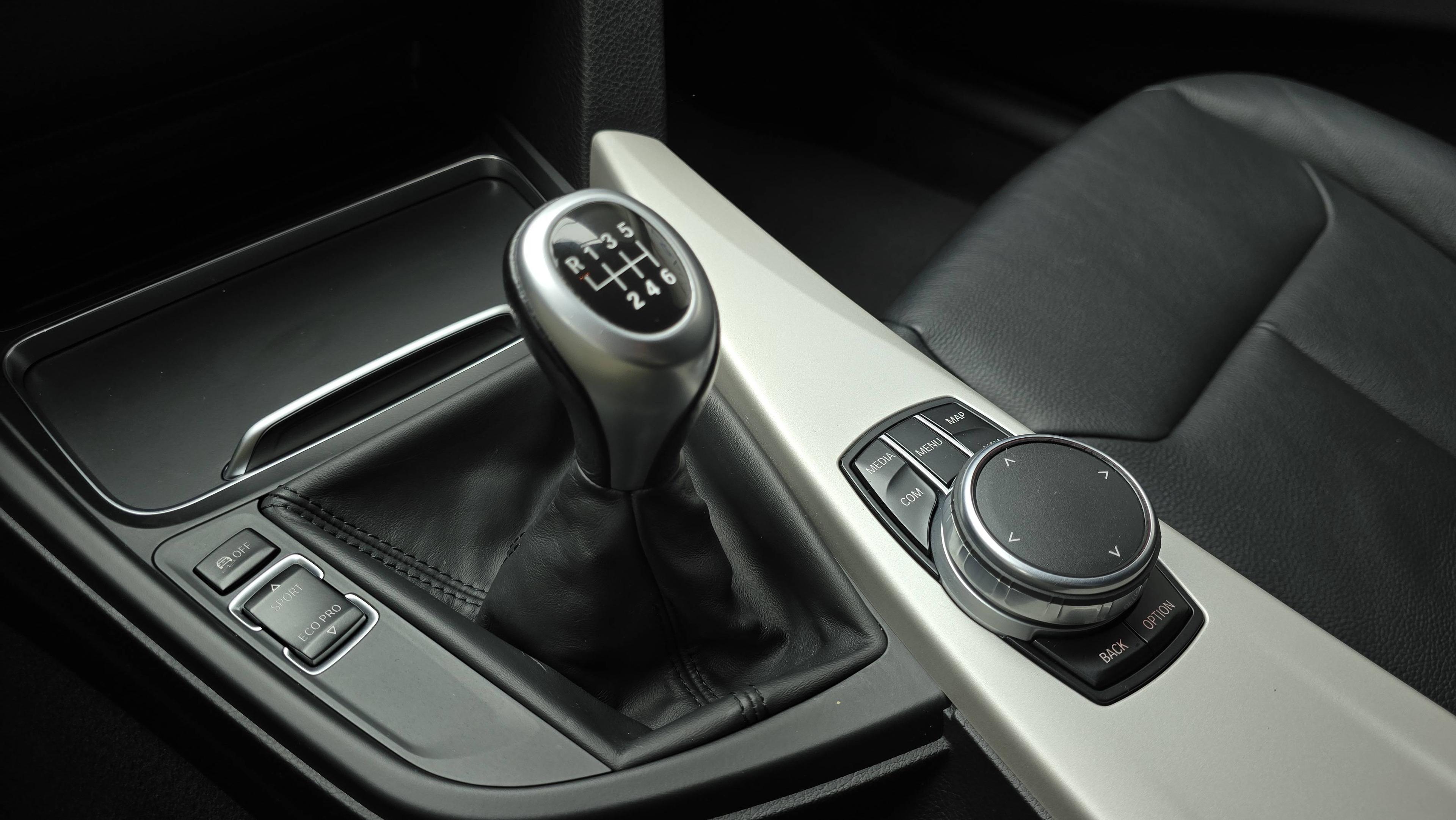 BMW SÉRIE 3
