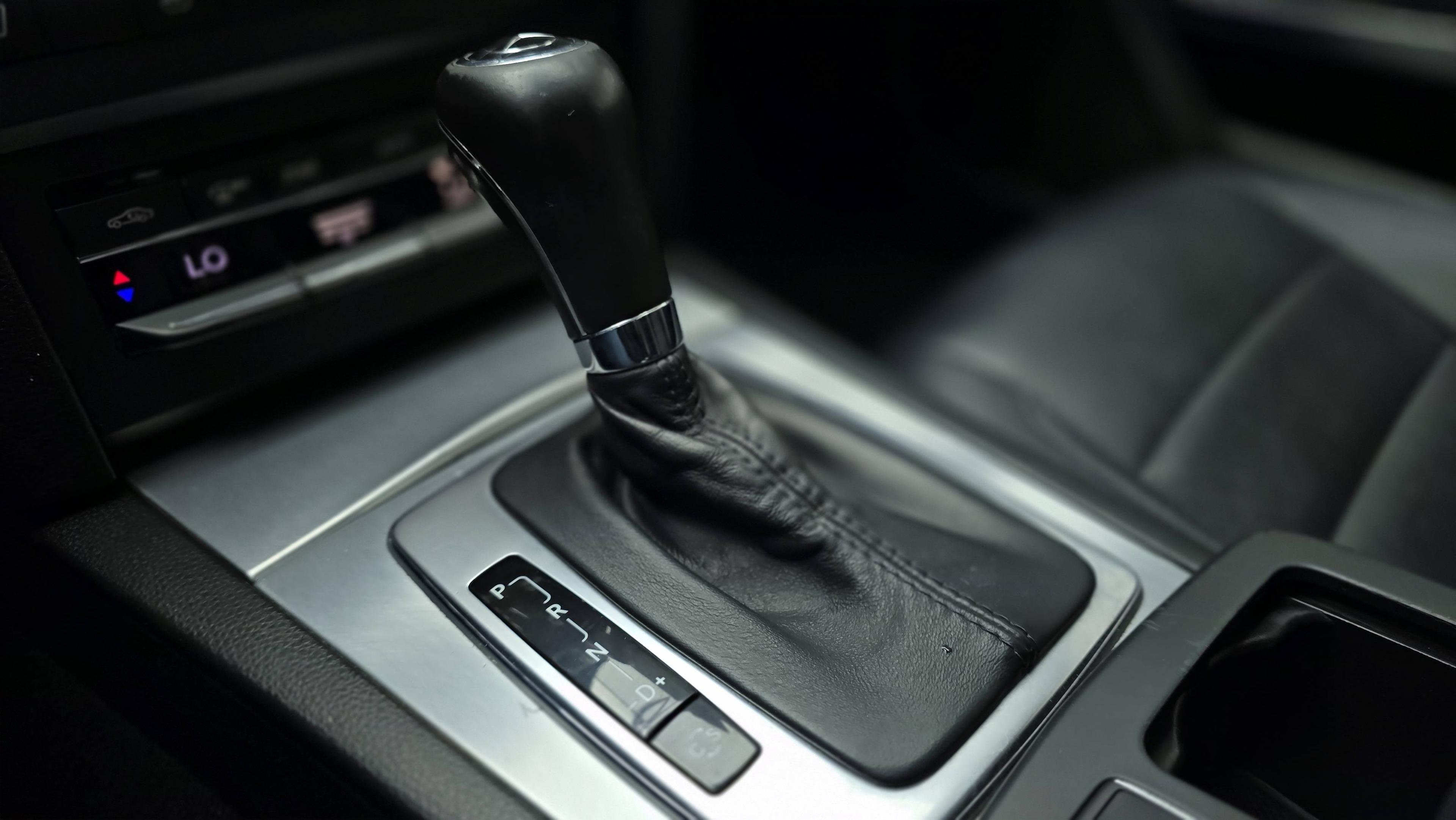 MERCEDES-BENZ CLASSE E