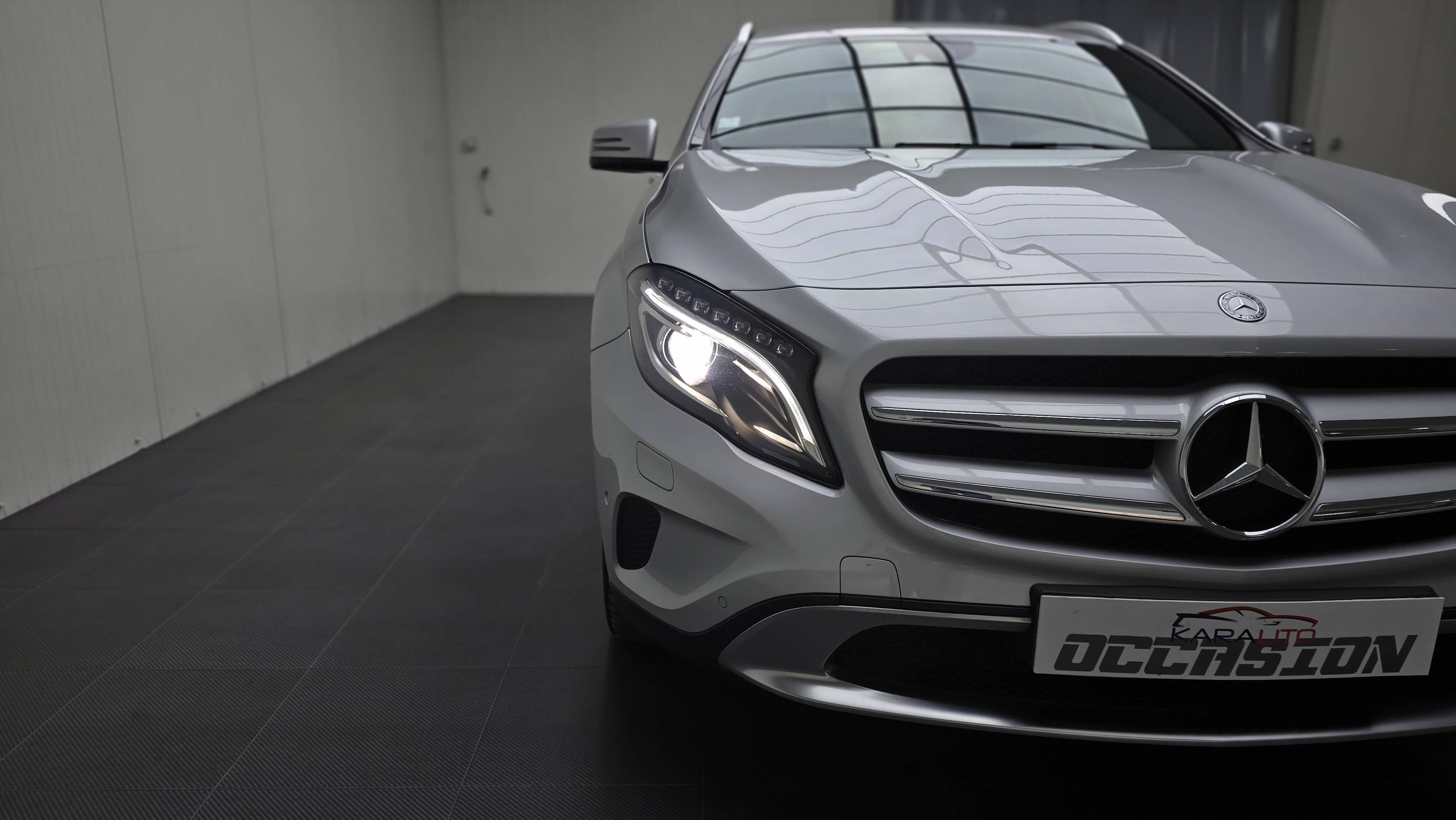 MERCEDES-BENZ CLASSE GLA