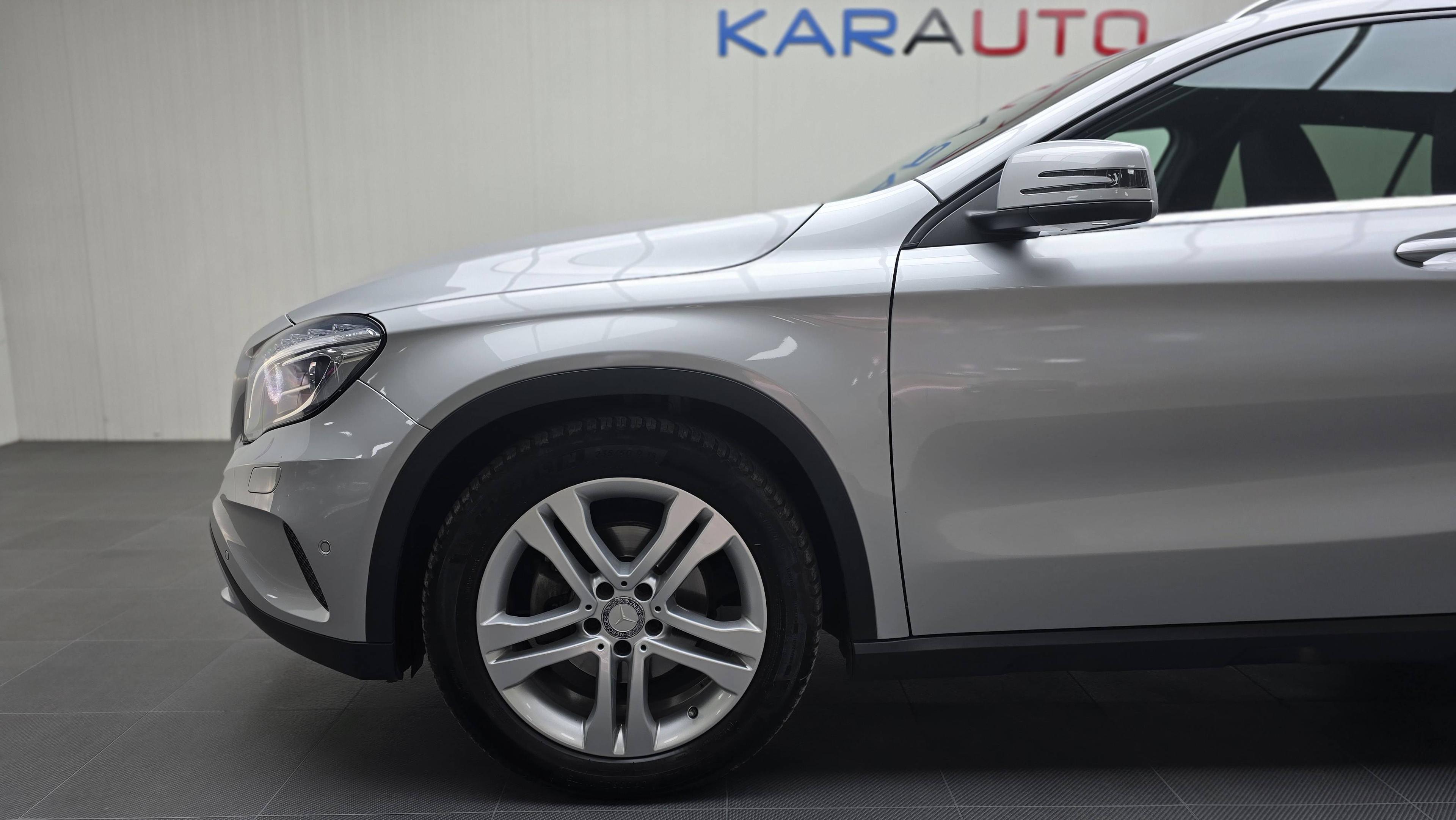 MERCEDES-BENZ CLASSE GLA