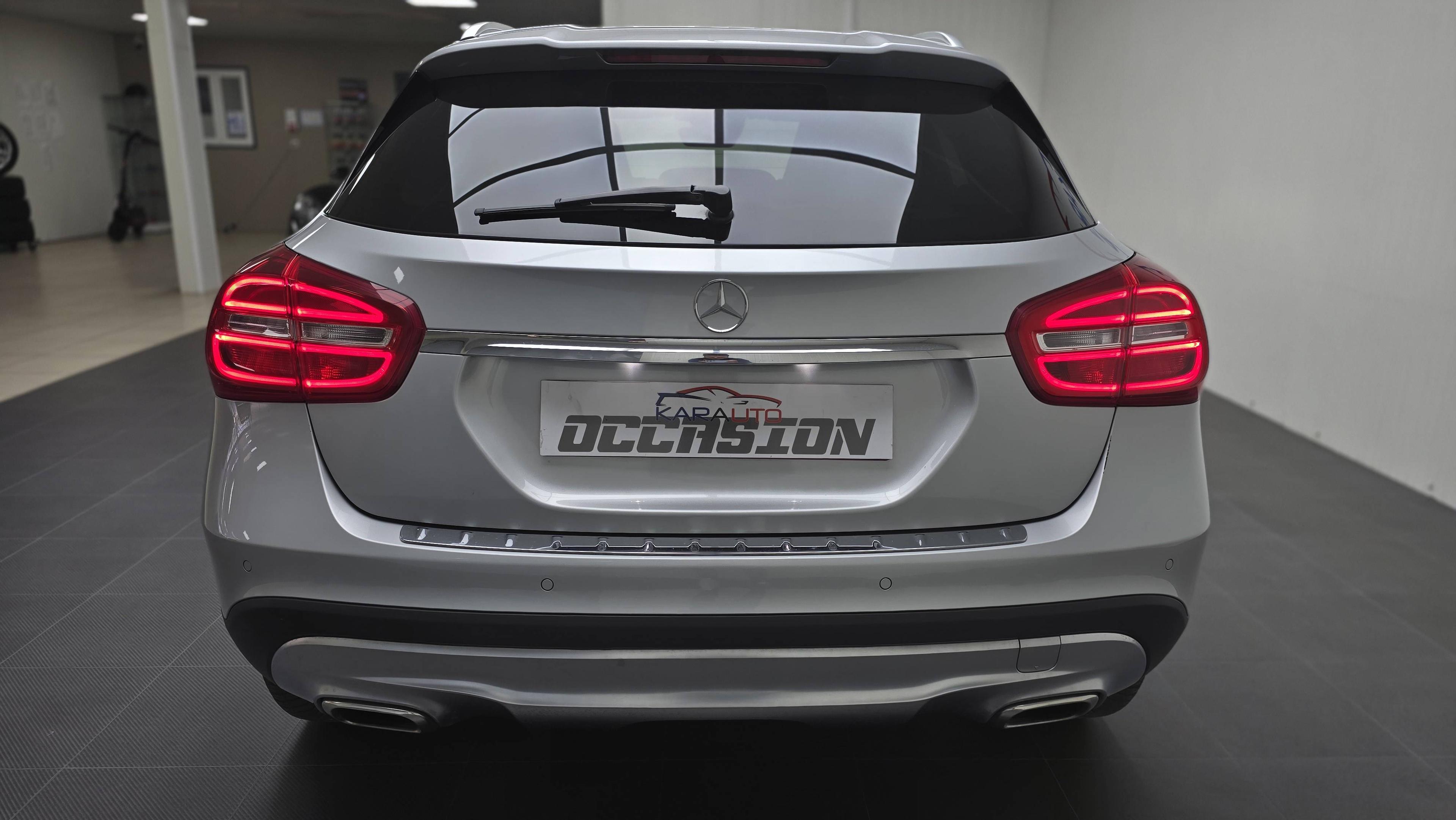 MERCEDES-BENZ CLASSE GLA