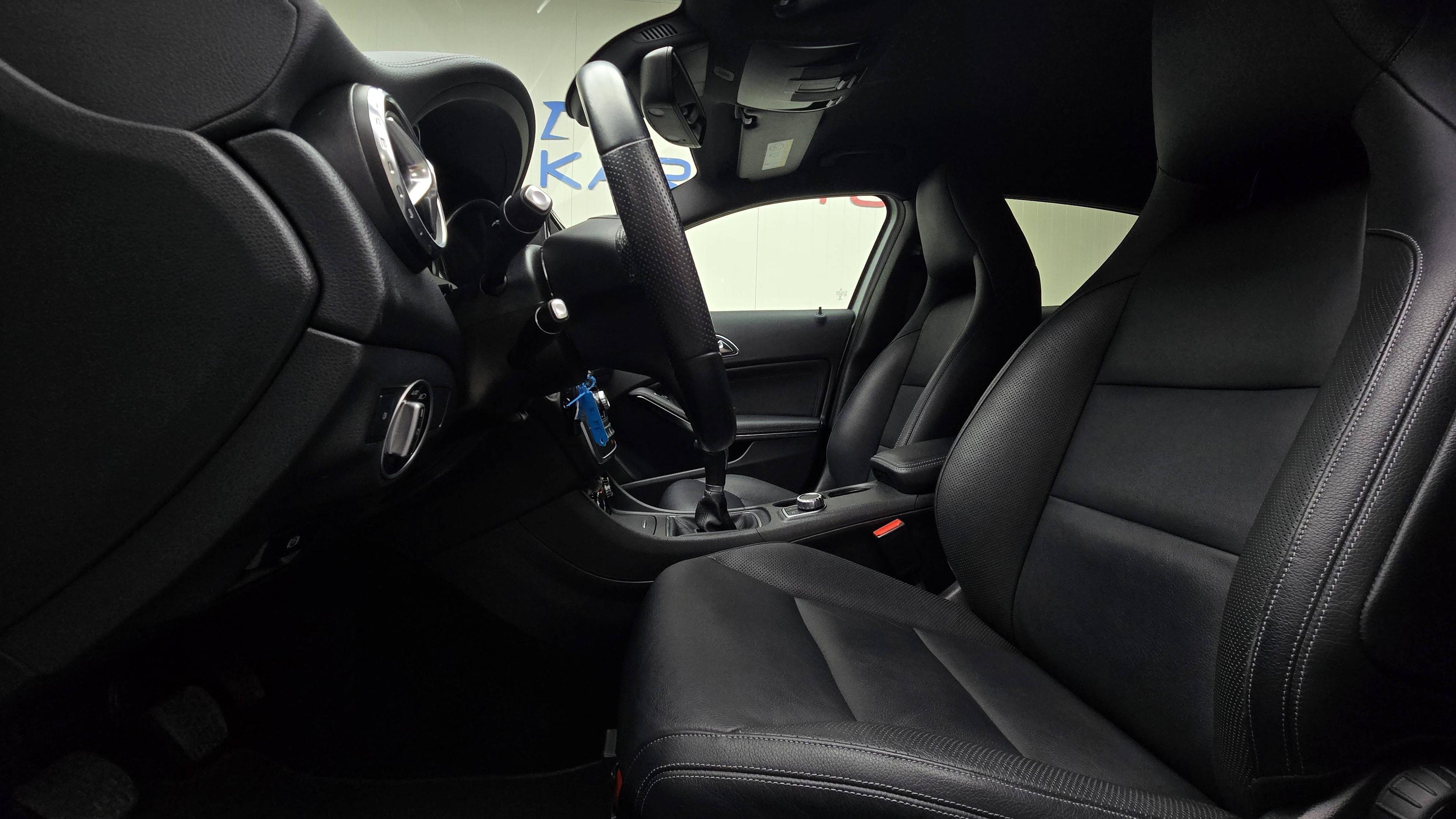 MERCEDES-BENZ CLASSE GLA