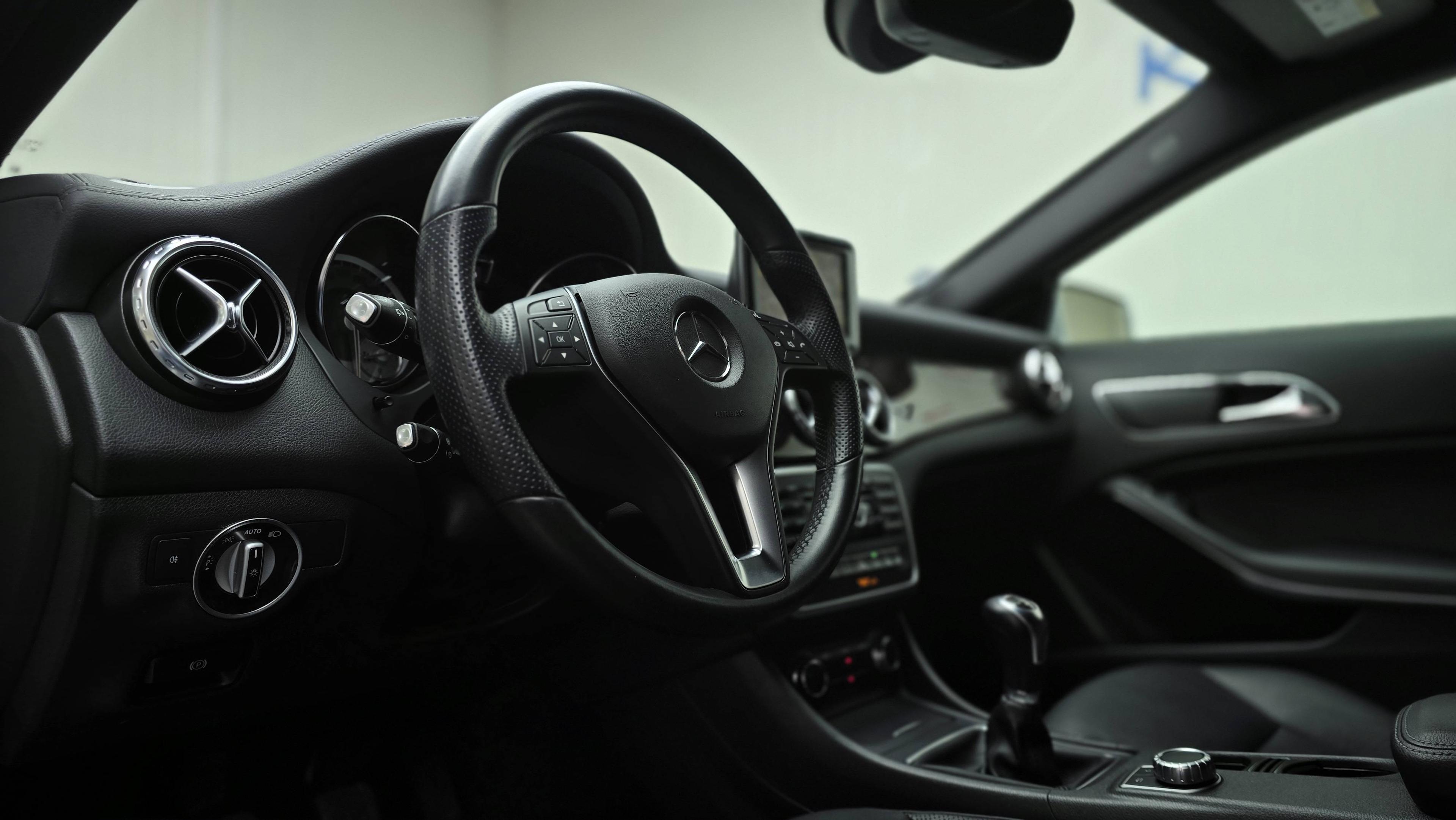 MERCEDES-BENZ CLASSE GLA