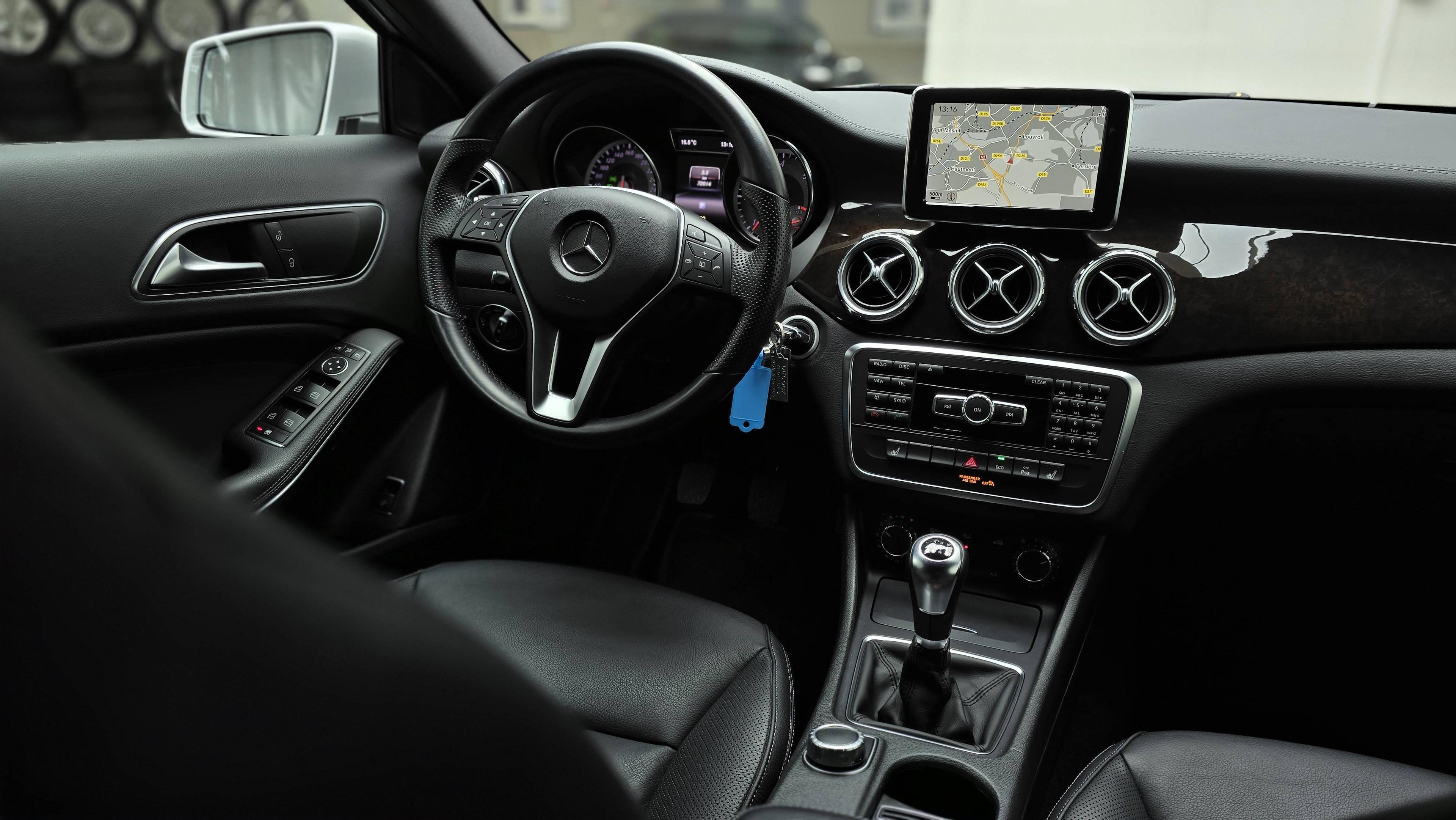 MERCEDES-BENZ CLASSE GLA