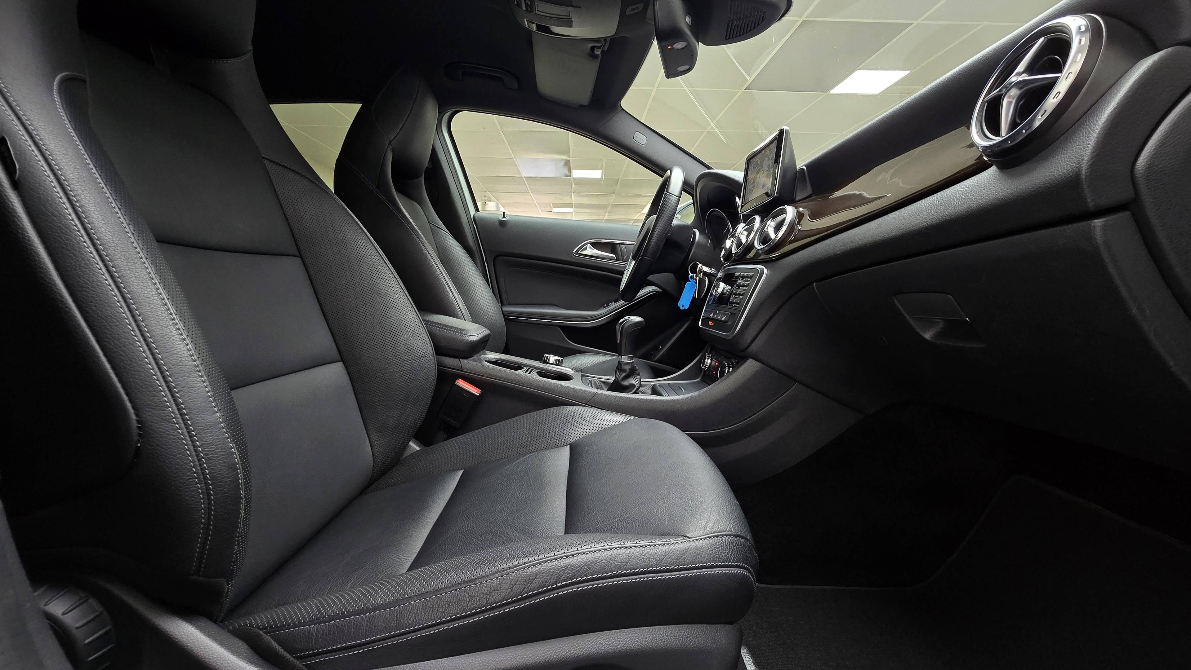 MERCEDES-BENZ CLASSE GLA