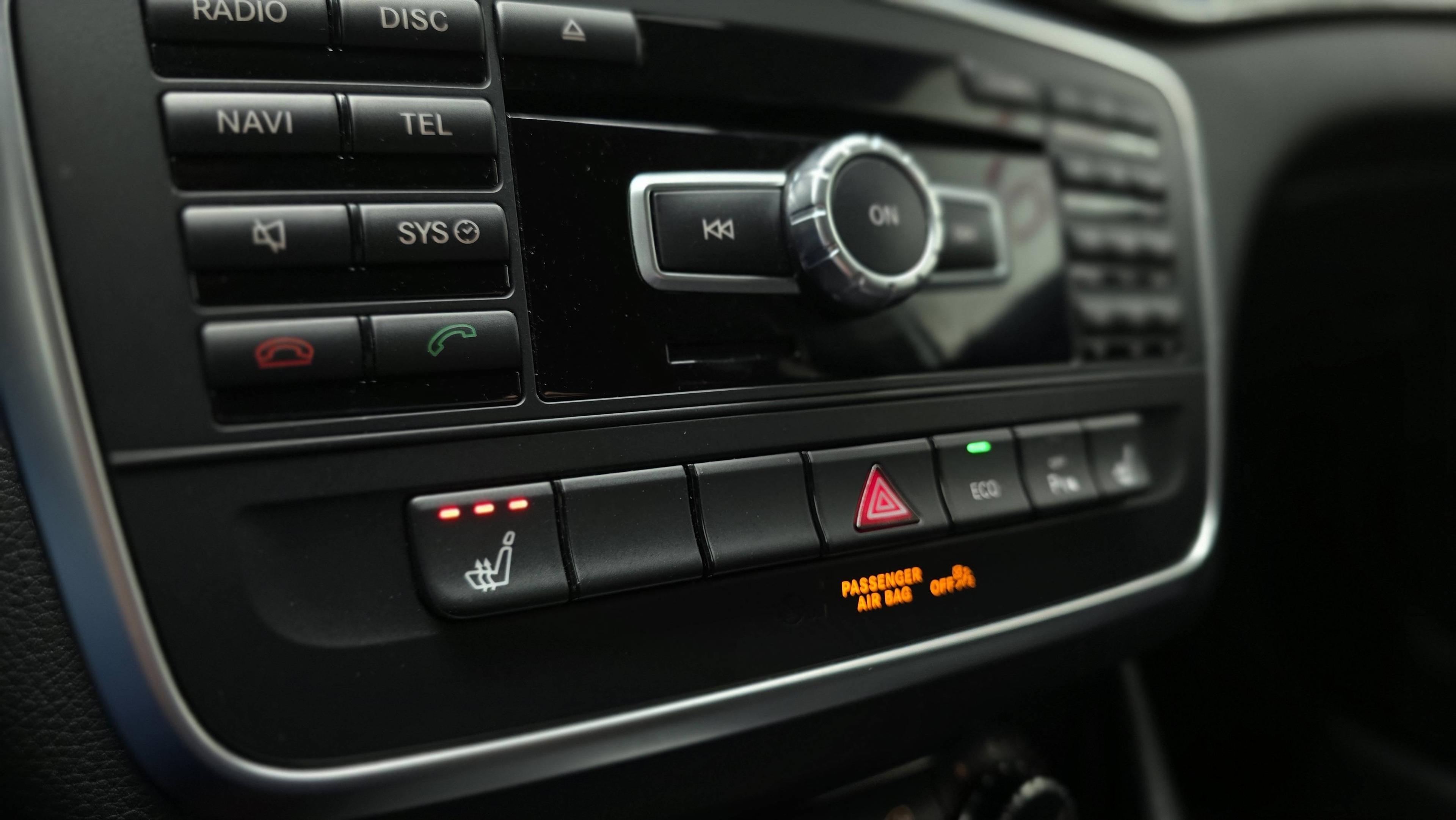 MERCEDES-BENZ CLASSE GLA