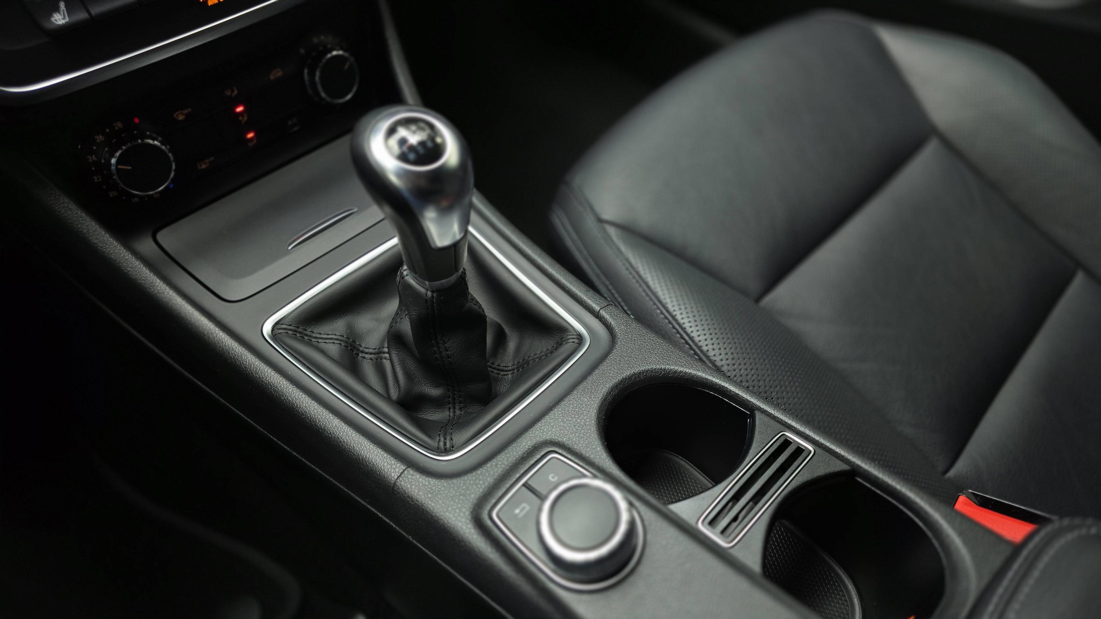 MERCEDES-BENZ CLASSE GLA