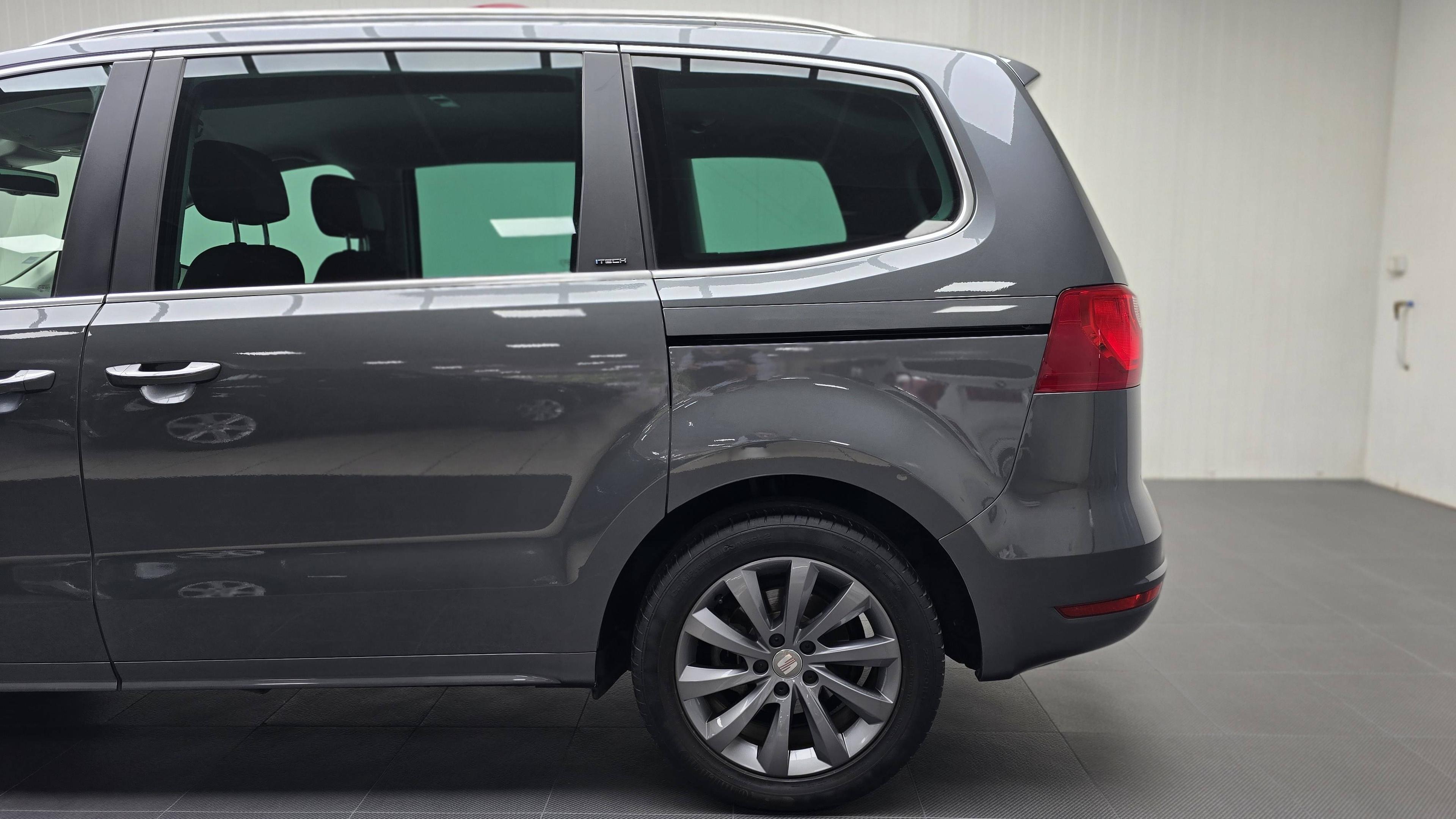 SEAT ALHAMBRA