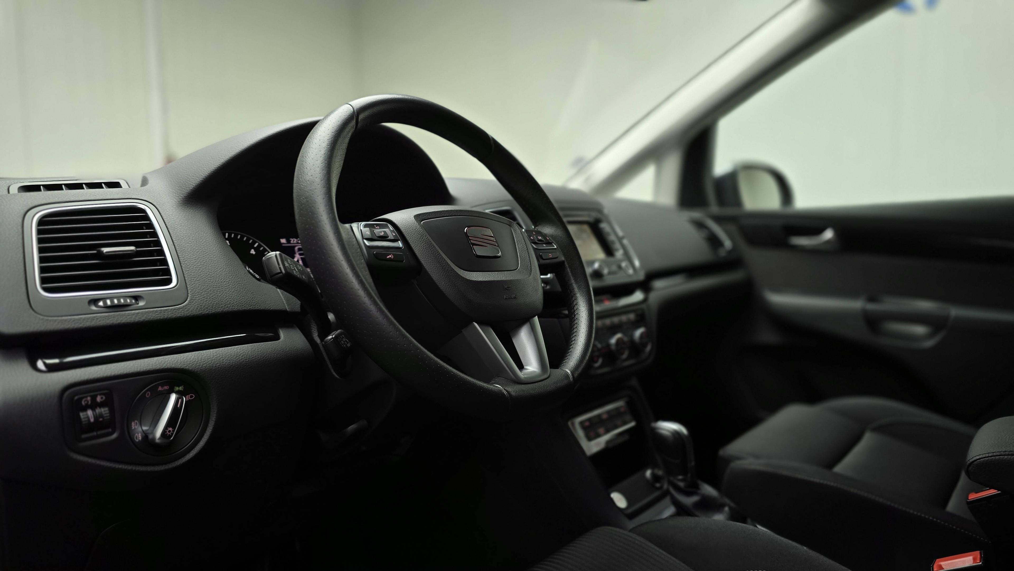 SEAT ALHAMBRA
