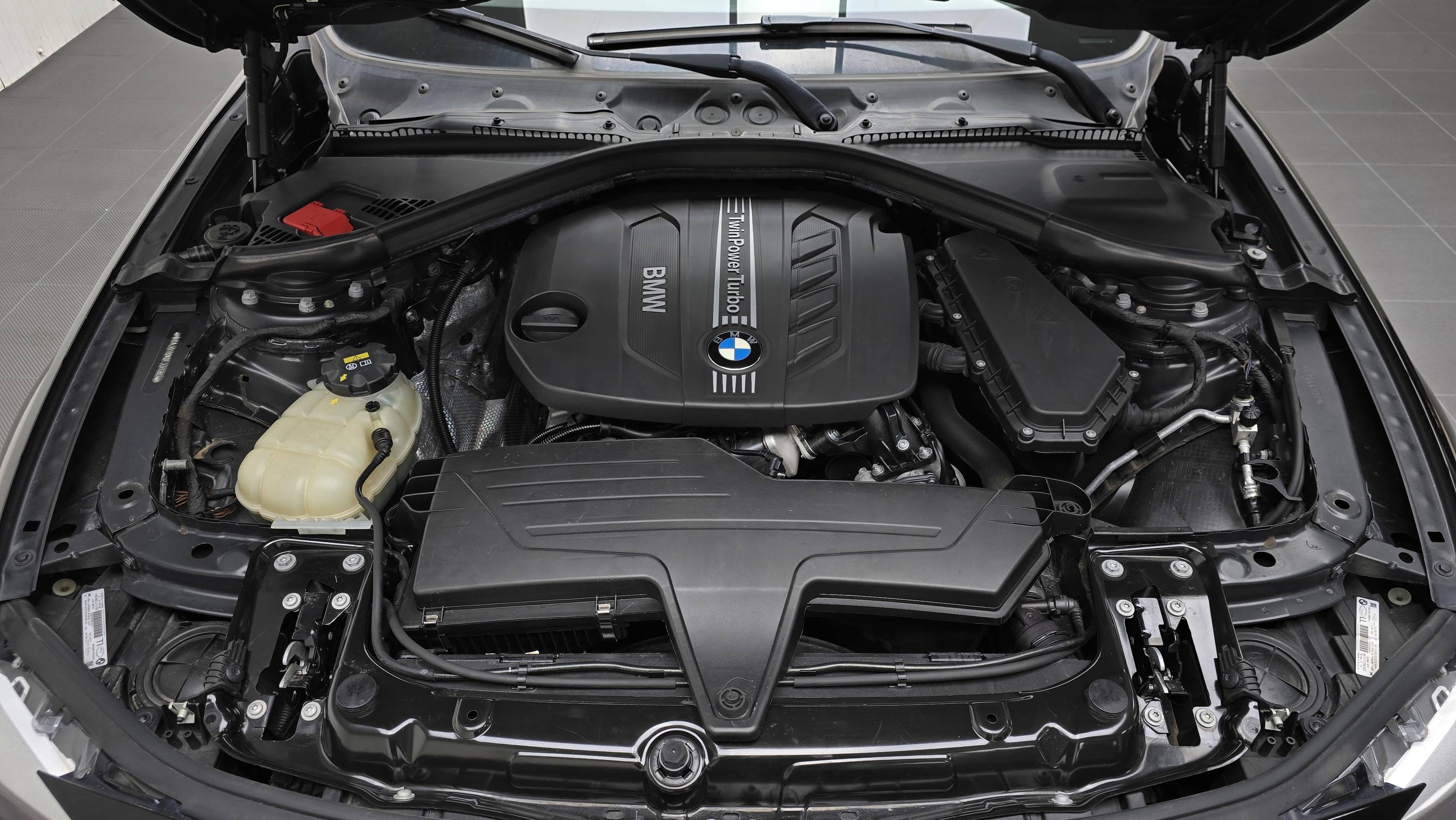 BMW SÉRIE 3