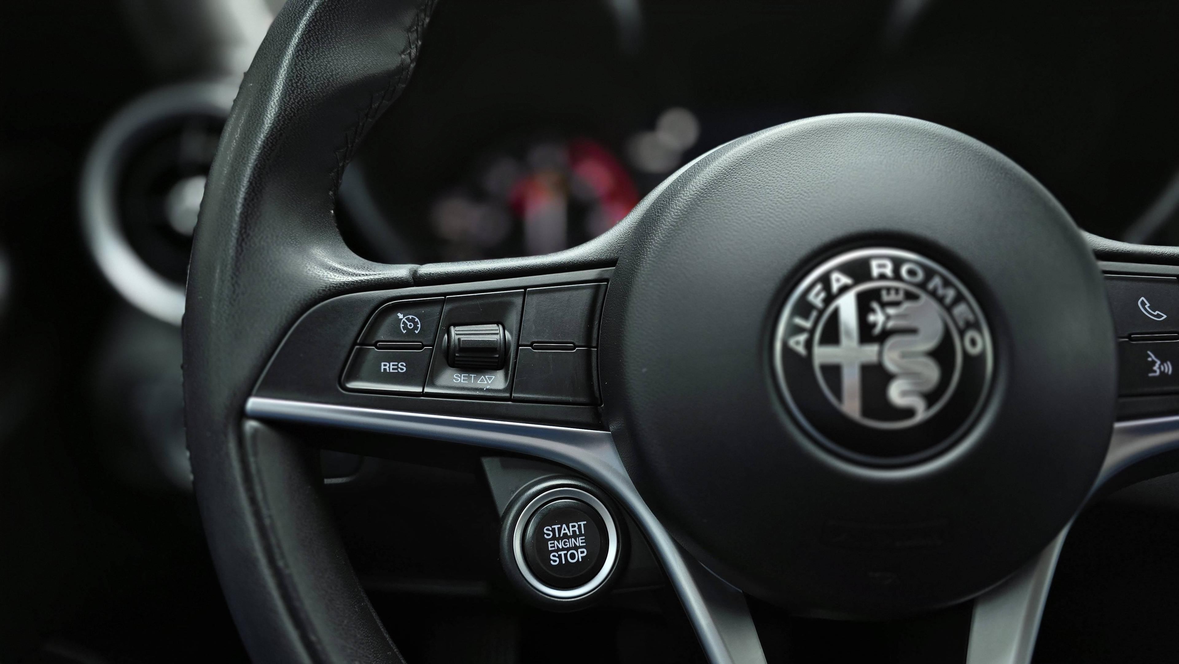 ALFA-ROMEO GIULIA