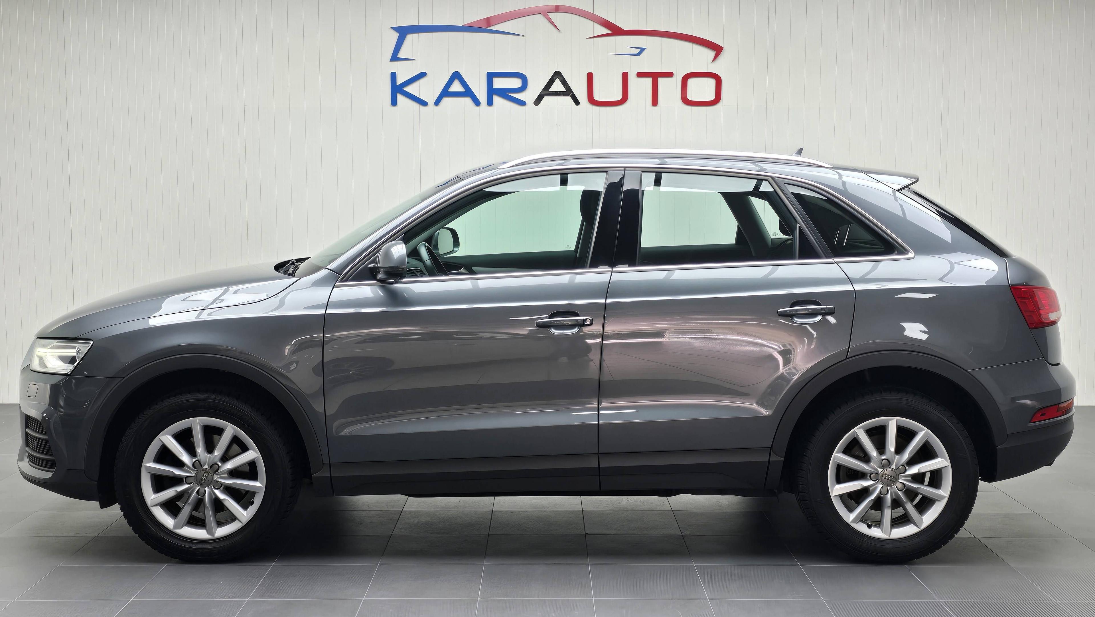 AUDI Q3