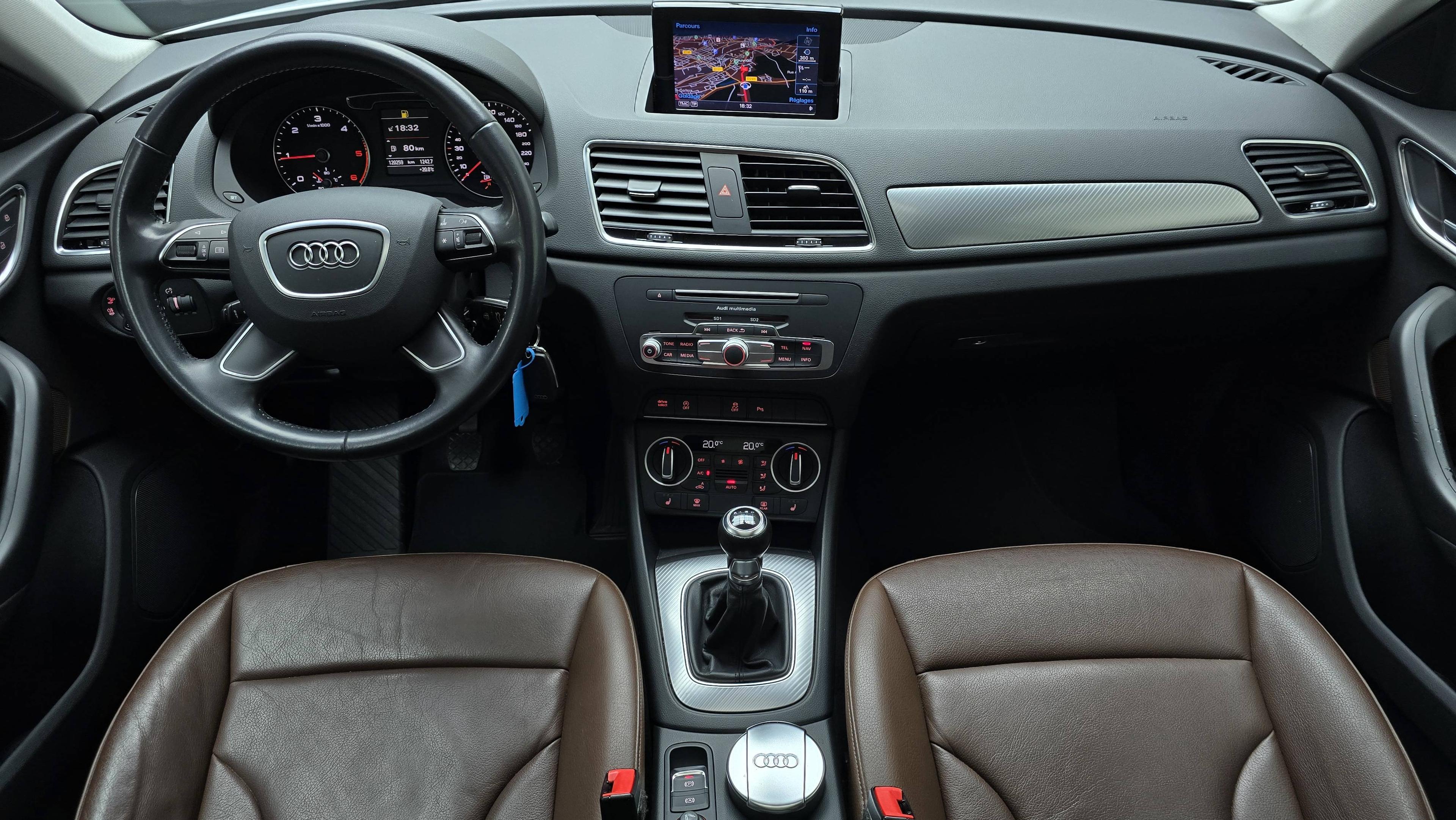 AUDI Q3