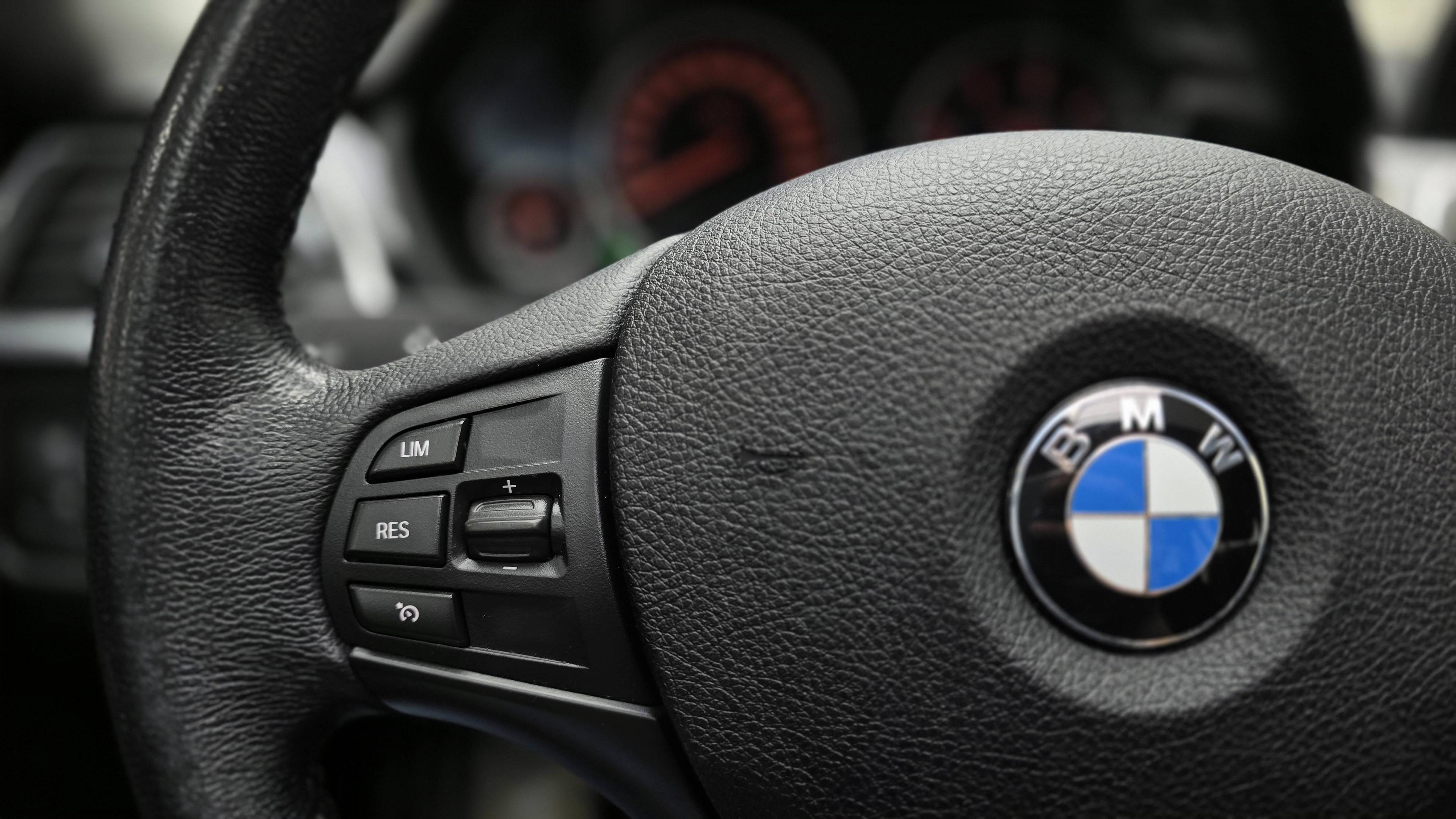 BMW SÉRIE 3