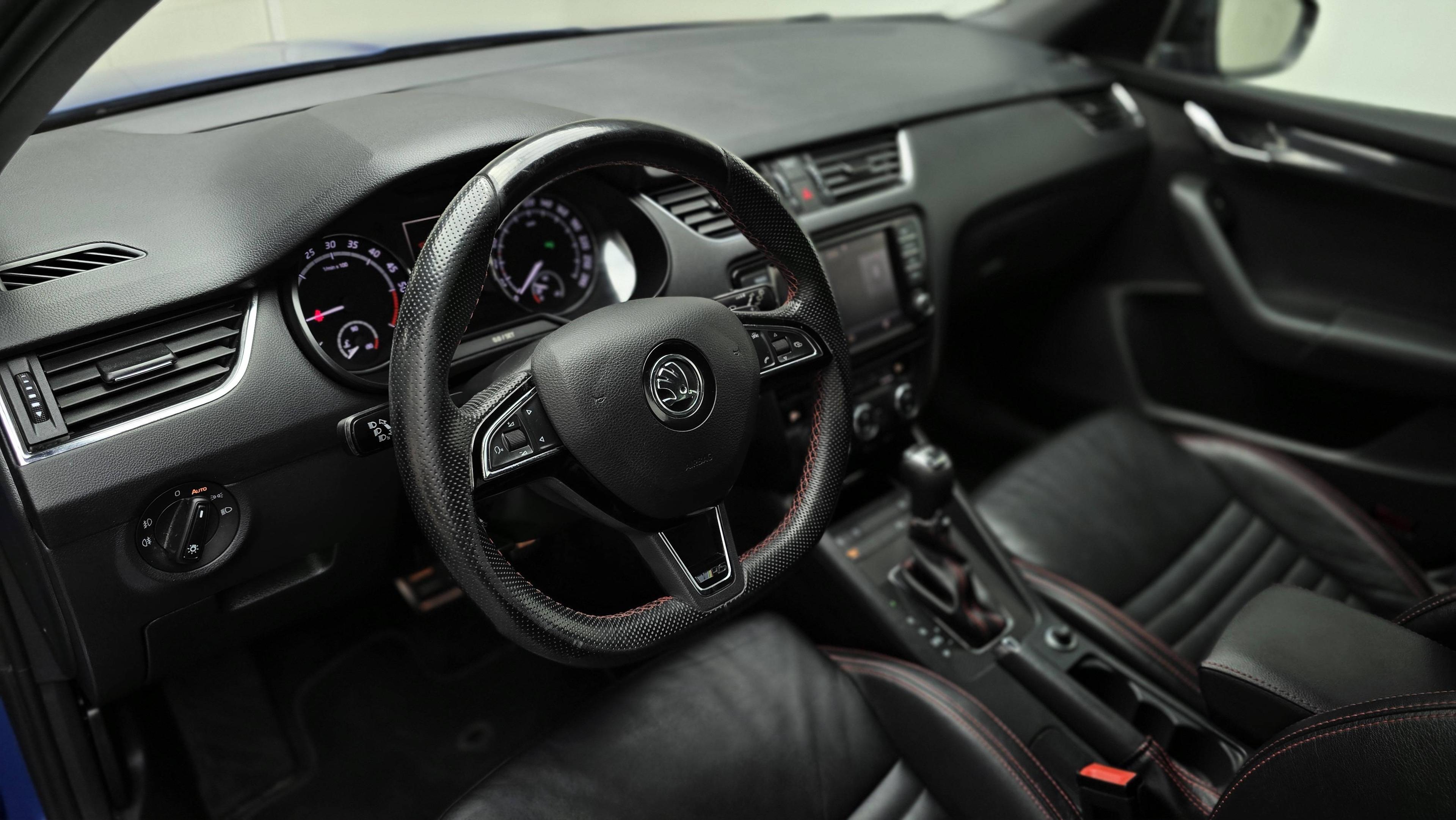 SKODA OCTAVIA