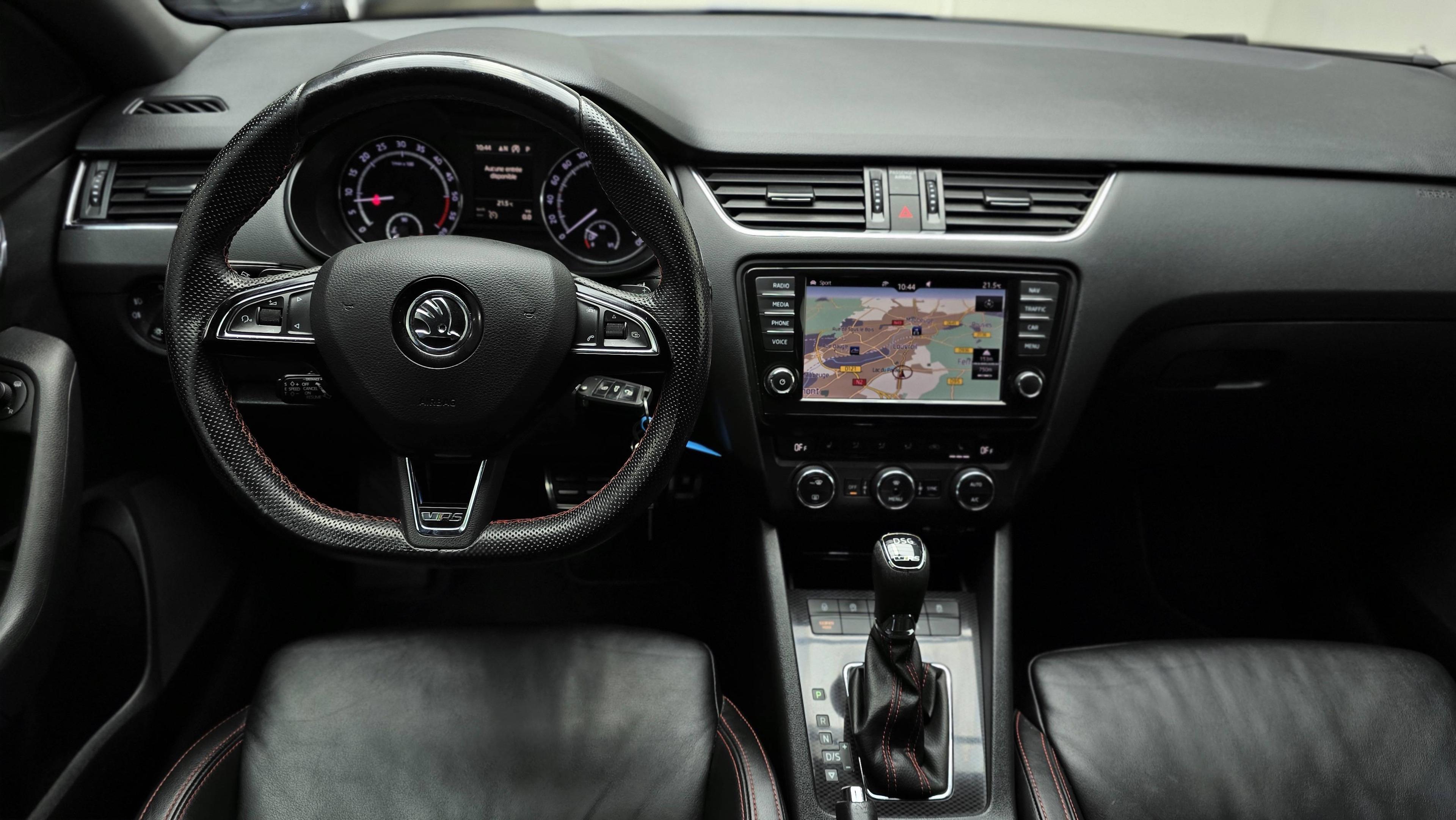 SKODA OCTAVIA