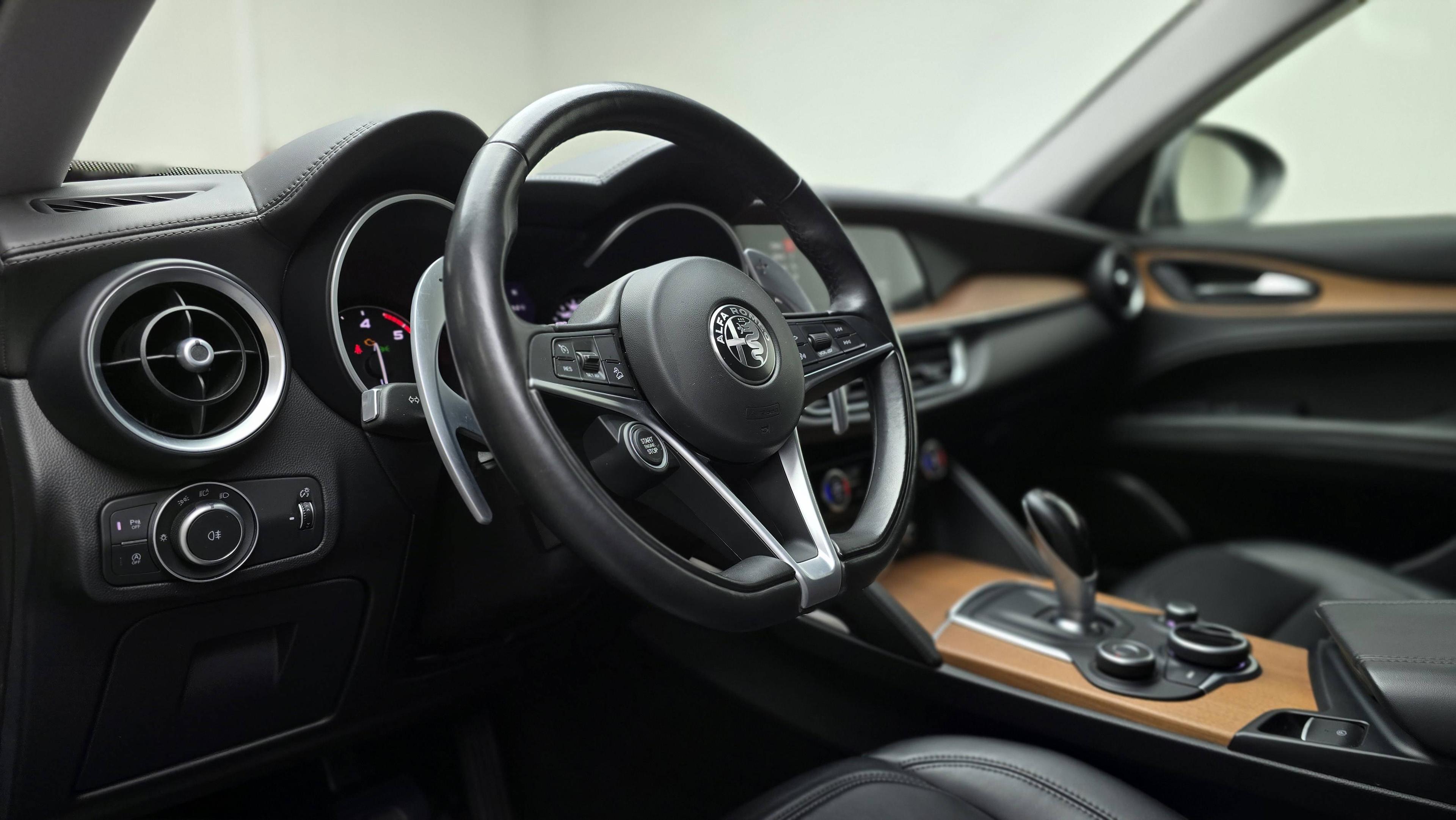ALFA-ROMEO STELVIO