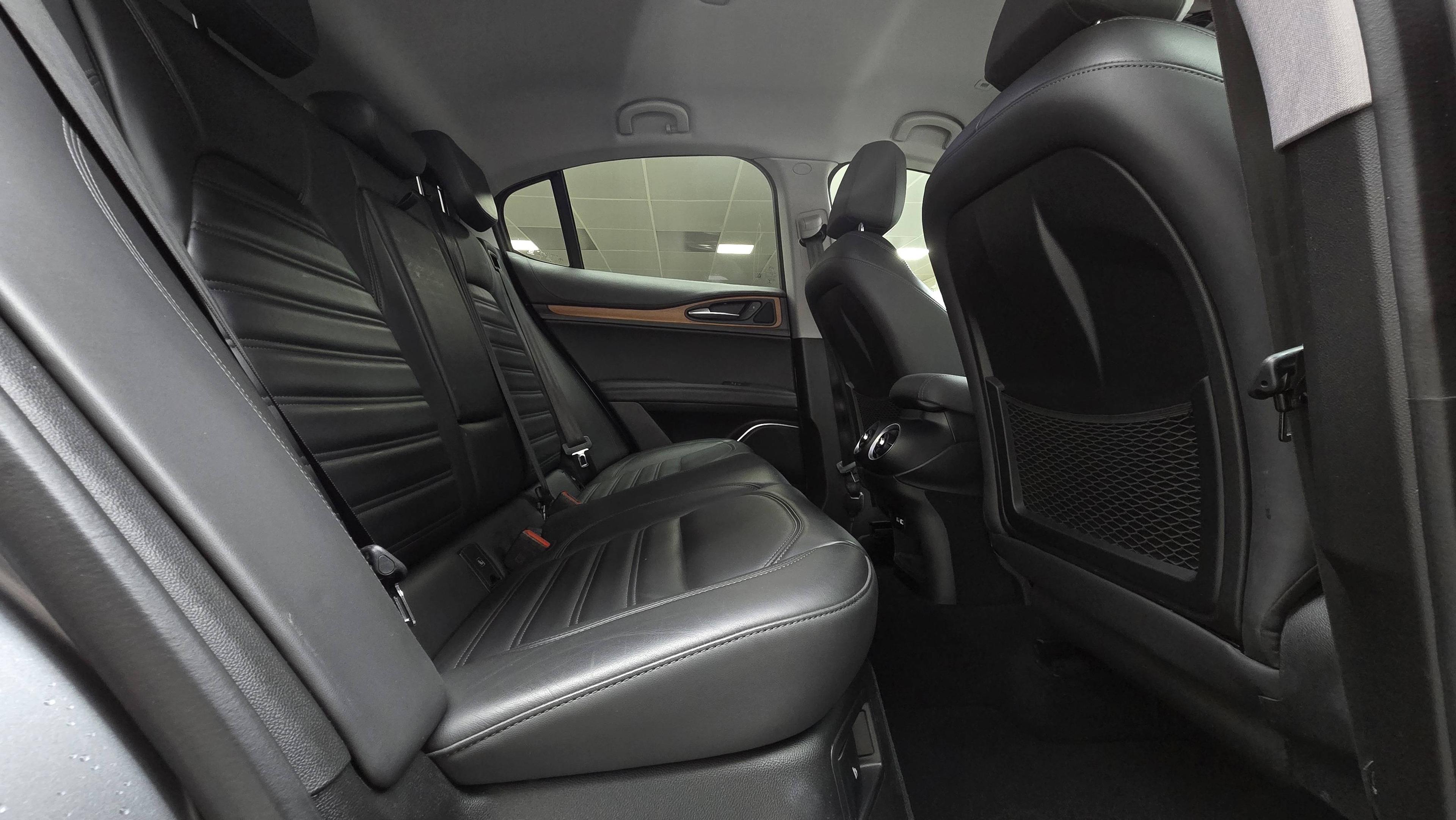 ALFA-ROMEO STELVIO